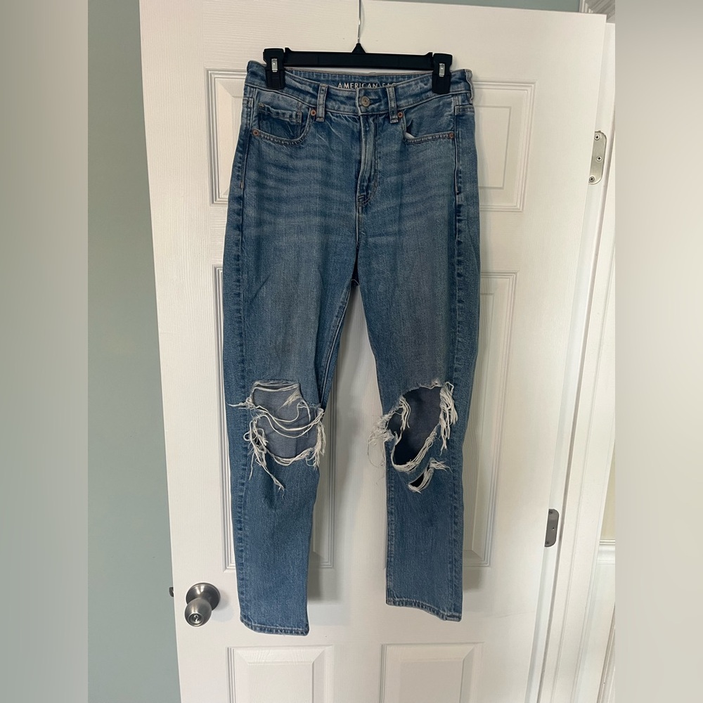American Eagle Mom Jean